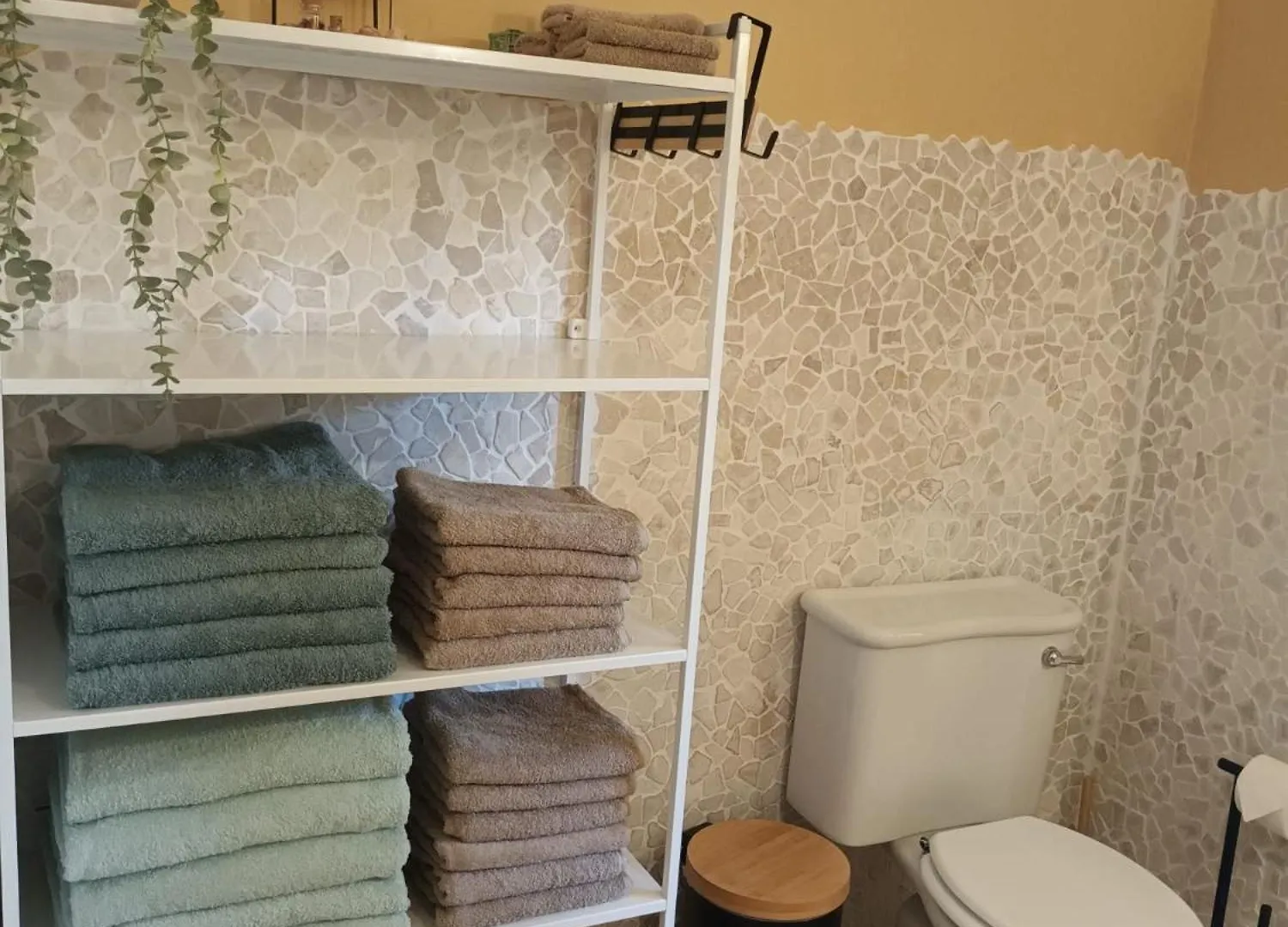 Guesthouse Un Poco Mas Canillas de Aceituno 0*,  Spain